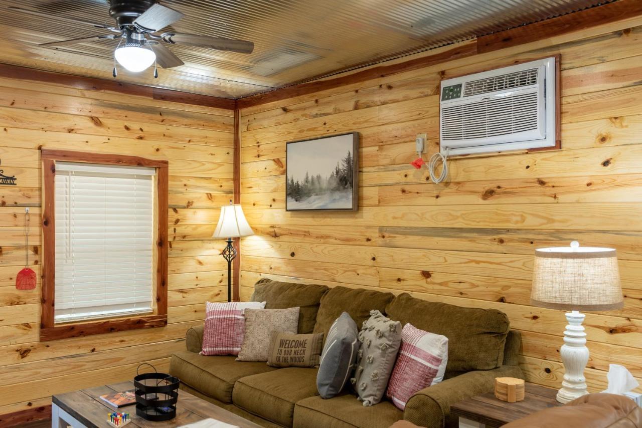 Halfmoon Hideaway-cozy 2 Bdr Ar Mena